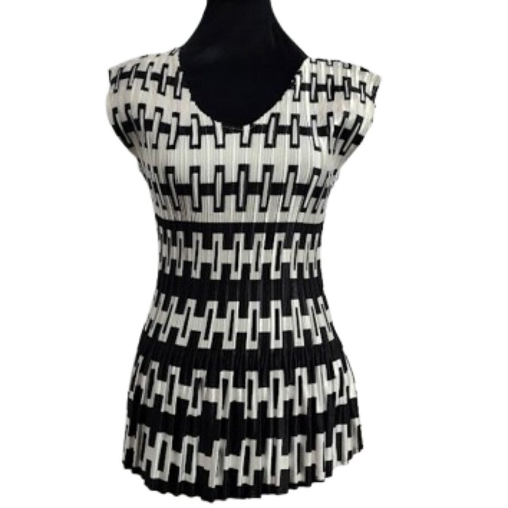Milano Women’s Sleeveless Crinkle Blouse Women's Small RN 136994